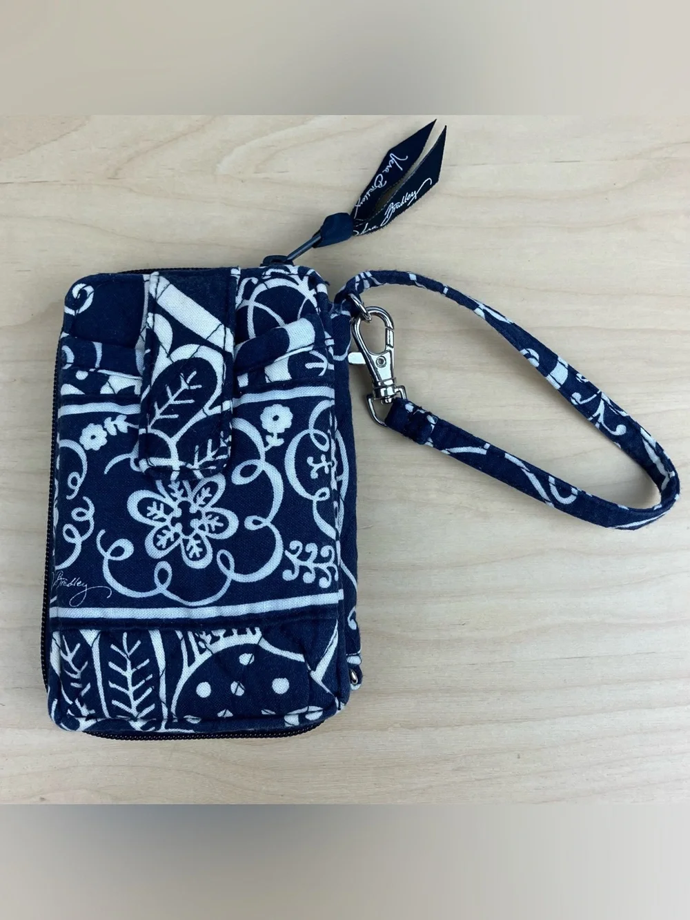 Vera Bradley Wristlet Wallet Card Holder Zip Around Navy Blue White Twirly Bird.